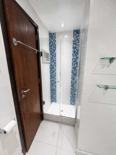 Conheça WhatsApp Image 2026-07-28 at 0 do imóvel - Vendo Lindo Apartamento na Praia da Barra da Tijuca - 271 - 10 WhatsApp Image 2026-07-28 at 0 - 10