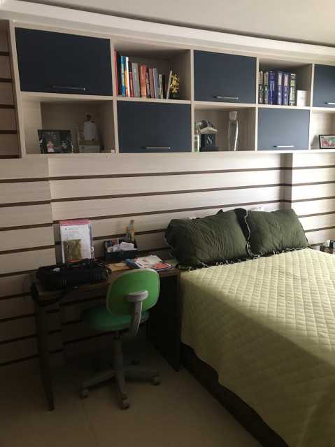 Conheça 13 do imóvel - Alugo Apartamento Mobiliado e reformado de 4 quartos na Barra da Tijuca - 310 - 18 13 - 18