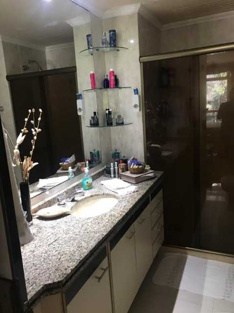 Conheça 17 do imóvel - Alugo Apartamento Mobiliado e reformado de 4 quartos na Barra da Tijuca - 310 - 25 17 - 25