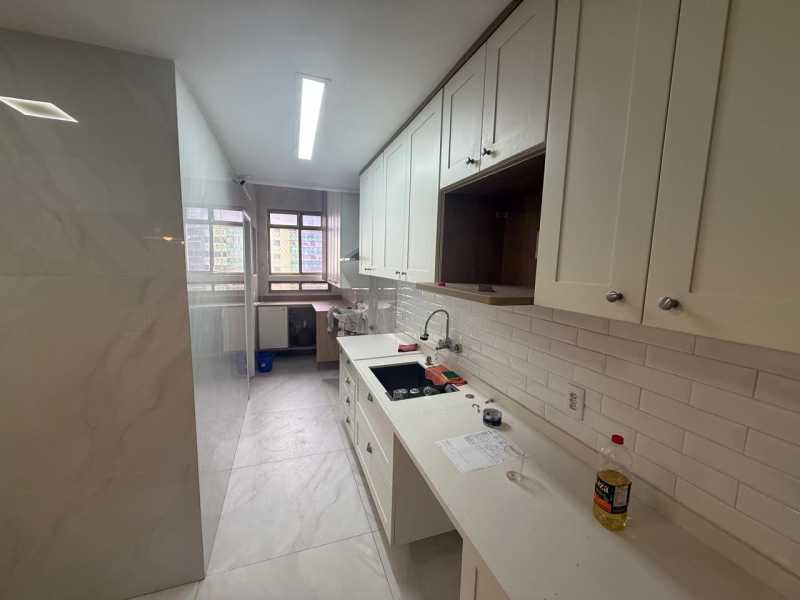 Conheça 16. do imóvel - Vendo lindo apartamento de 3 quartos no Barramares - 313 - 18 16. - 18