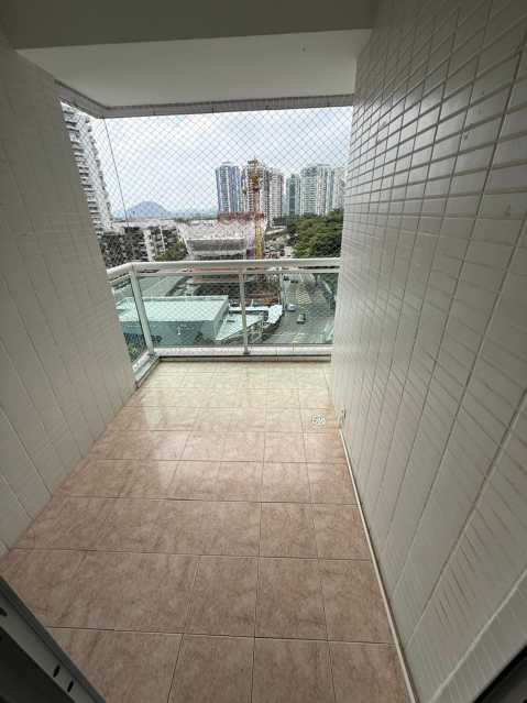 Conheça 6. do imóvel - Vendo Apartamento na Praia da Barra da Tijuca com Vista Mar da Suíte - 315 - 7 6. - 7