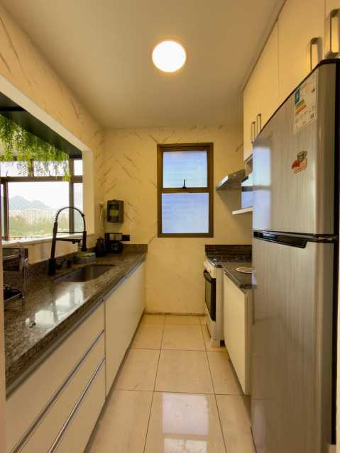 Conheça 10. do imóvel - Vendo apartamento na Praia da Barra com vista mar - 360 - 6 10. - 6