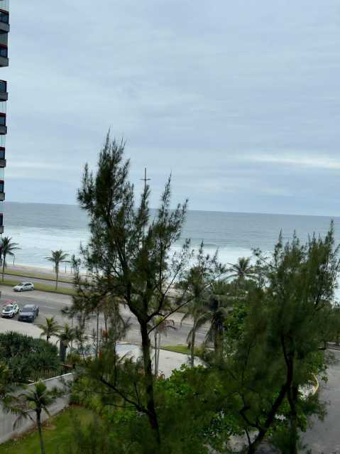 Conheça 17. do imóvel - Vendo apartamento na Praia da Barra com vista mar - 360 - 15 17. - 15