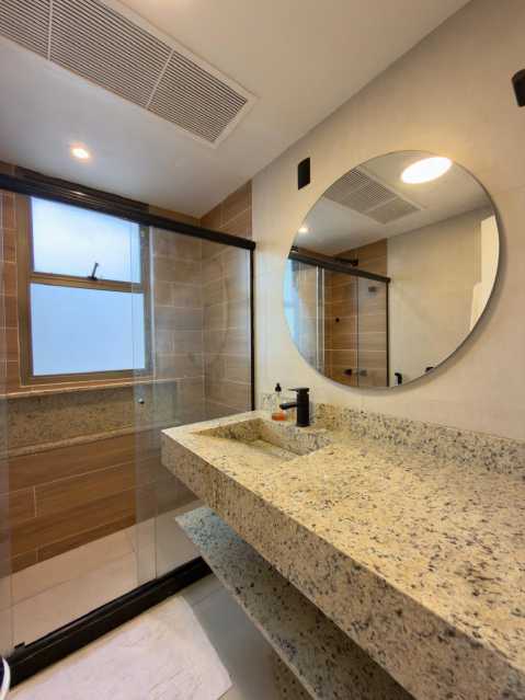 Conheça 19. do imóvel - Vendo apartamento na Praia da Barra com vista mar - 360 - 13 19. - 13