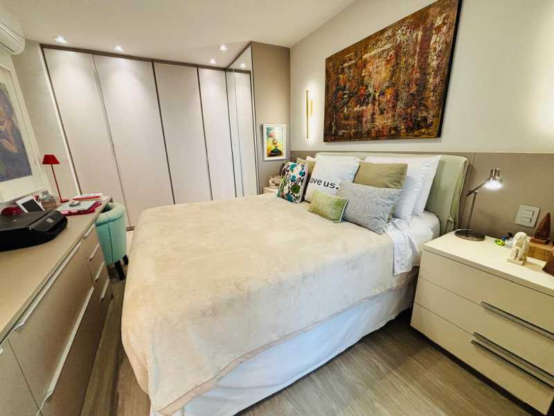 Conheça 9. do imóvel - Vendo Apartamento na Praia da Barra da Tijuca no Posto 6 - 353 - 10 9. - 10