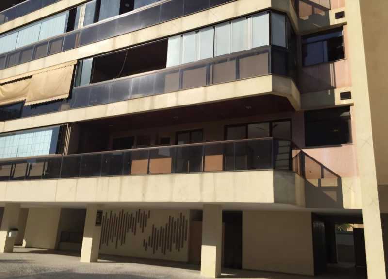 Conheça eeevvvv. do imóvel - Vendo Apartamento na Praia da Barra da Tijuca no Posto 6 - 353 - 20 eeevvvv. - 20