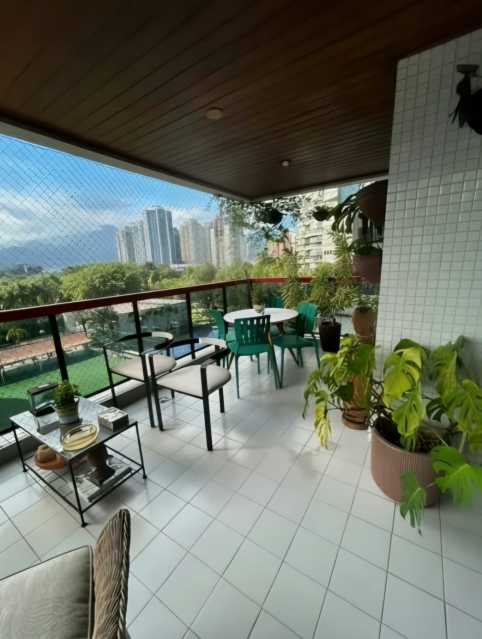 Conheça 21. do imóvel - Vendo apartamento de 2 suítes no Posto 5 na praia da Barra da Tijuca - 370 - 4 21. - 4