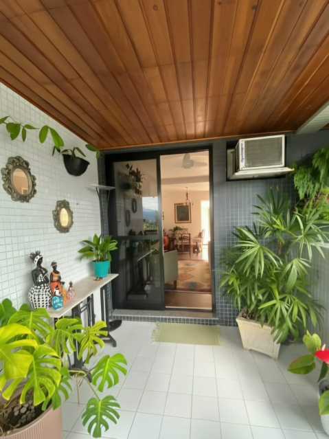 Conheça w4t3y. do imóvel - Vendo apartamento de 2 suítes no Posto 5 na praia da Barra da Tijuca - 370 - 5 w4t3y. - 5