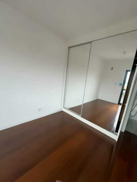 Conheça 121. do imóvel - Vendo Apartamento de 2 suítes no Posto 5 na Barra da Tijuca - 400 - 12 121. - 12