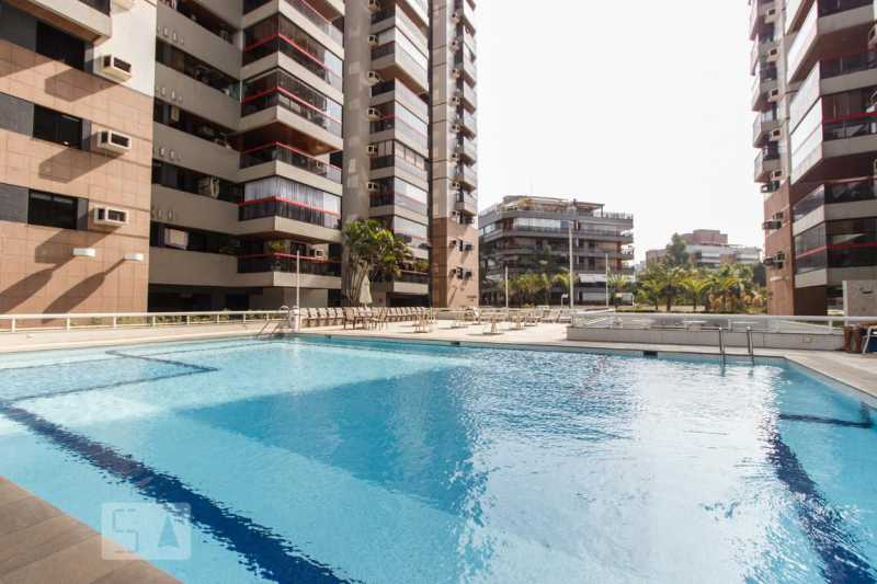 Conheça 27_piscina do imóvel - Vendo Apartamento de 2 suítes no Posto 5 na Barra da Tijuca - 400 - 29 27_piscina - 29