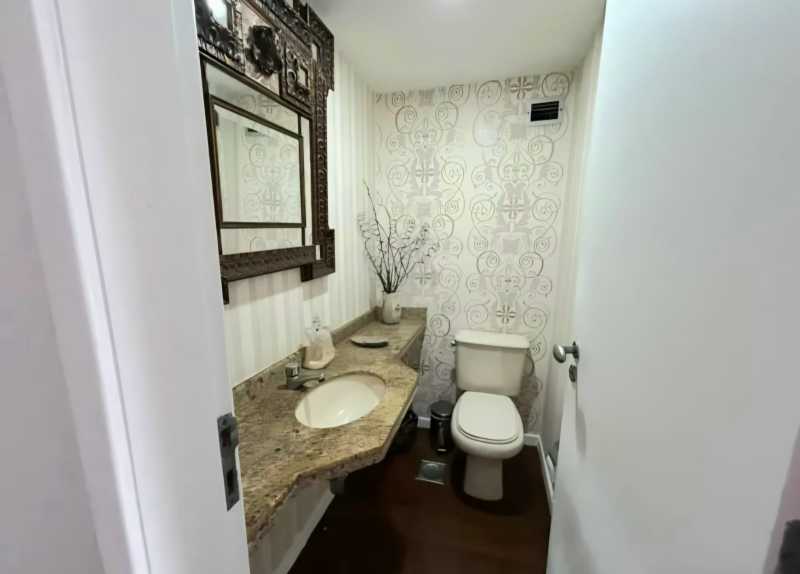 Conheça WhatsApp Image 2026-10-22 at 0 do imóvel - Vendo apartamento de 3 suítes na Barra da Tijuca - 405 - 17 WhatsApp Image 2026-10-22 at 0 - 17