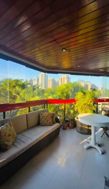 Conheça WhatsApp Image 2026-10-22 at 0 do imóvel - Vendo apartamento de 3 suítes na Barra da Tijuca - 405 - 6 WhatsApp Image 2026-10-22 at 0 - 6