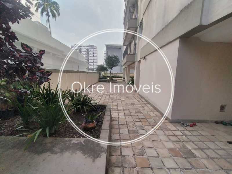 Conheça 1 13 do imóvel - Cobertura 2 quartos à venda Botafogo, Rio de Janeiro - R$ 1.740.000 - FLCO20011 - 34 1 13 - 34