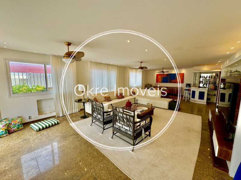 Conheça 9b3698c3-eed6-4bf7-815e-655f69 do imóvel - COBERTURA DUPLEX COM VISTA MAR À VENDA EM COPACABANA. - LECO40072 - 9 9b3698c3-eed6-4bf7-815e-655f69 - 9