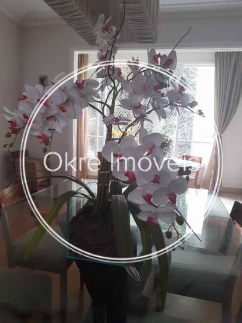WhatsApp Image 2024-10-26 at 1 - 3