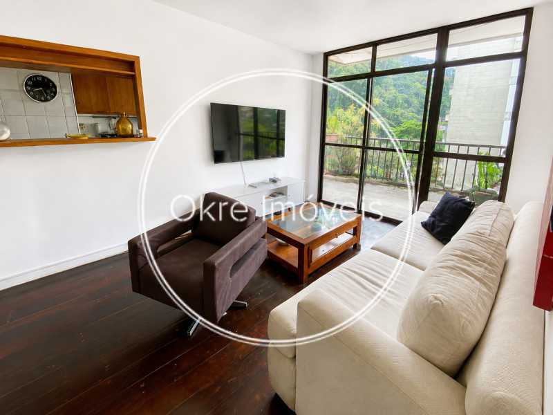 Sala Moderna com Vista para a  - 3