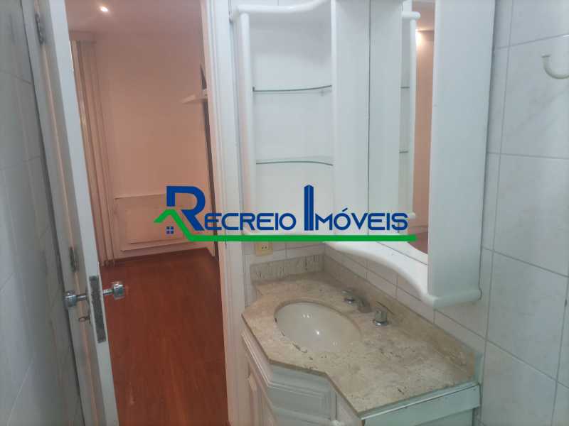 Conheça WhatsApp Image 2024-01-09 at 1 do imóvel - Casa em Condomínio à venda Avenida Genaro de Carvalho, Recreio dos Bandeirantes, Rio de Janeiro - R$ 740.000 - RECN30037 - 8 WhatsApp Image 2024-01-09 at 1 - 8
