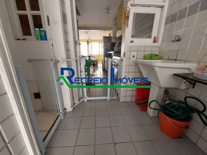 Conheça IMG-20241008-WA0135 do imóvel - Excelente casa 03 quartos condomínio Fechado Ac. Financiamento bancário - RECN30070 - 16 IMG-20241008-WA0135 - 16