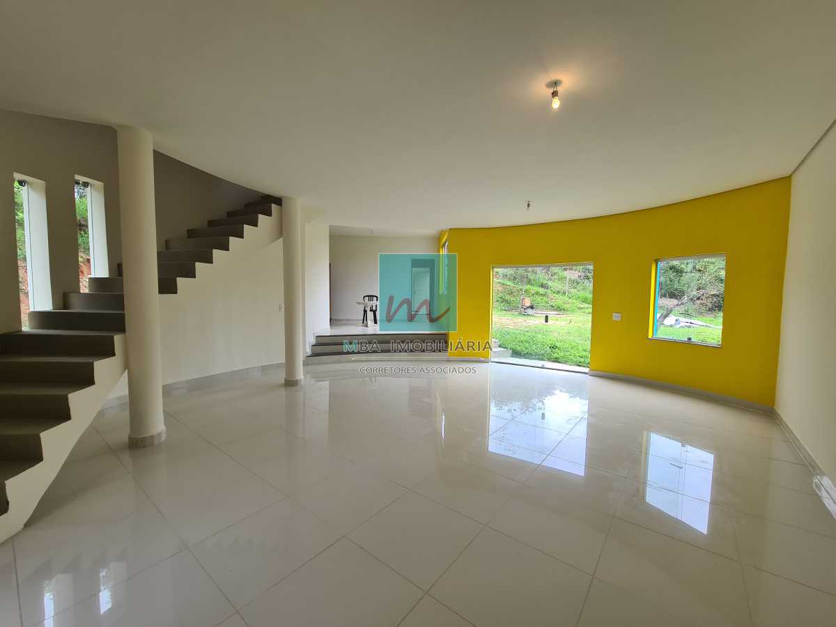 Oportunidade - Otima Residencia no exclusivo Condomínio Paragem do Tripuí - MBCN40006