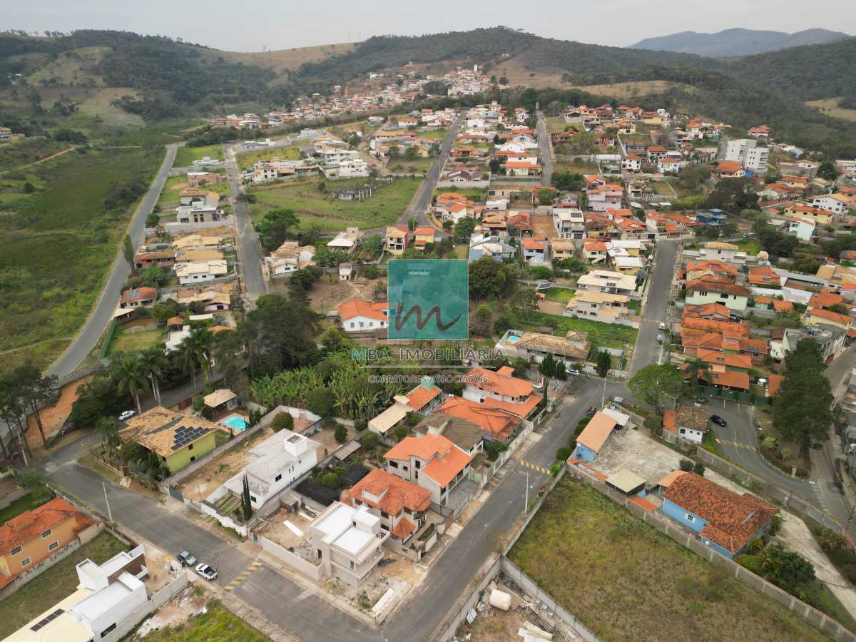 EM CONDOMÍNIO - Casa em Condomínio Residencial Recanto do Pássaros em Cachoeira do Campo a 15 minutos de Ouro Preto - MBCN30007
