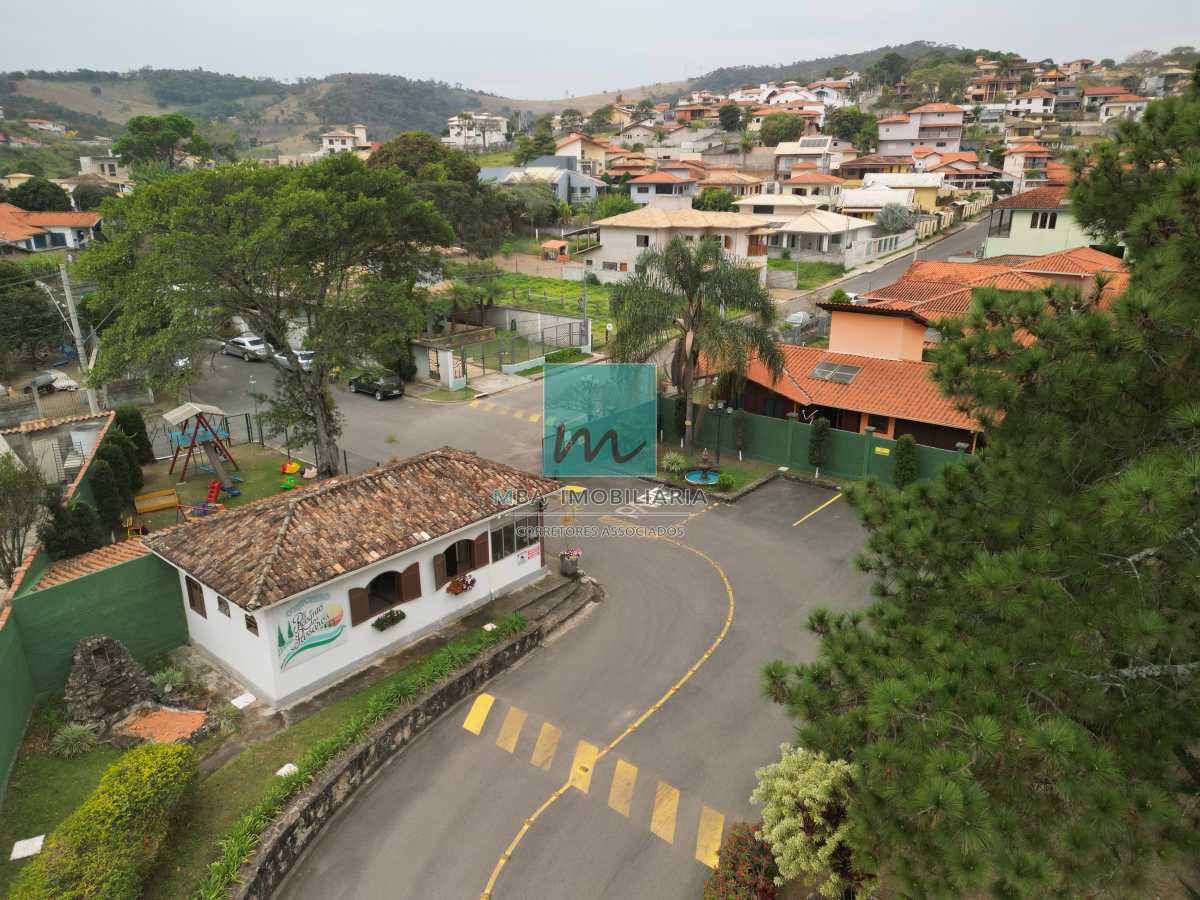 EM CONDOMÍNIO - Casa em Condomínio Residencial Recanto do Pássaros em Cachoeira do Campo a 15 minutos de Ouro Preto - MBCN30007