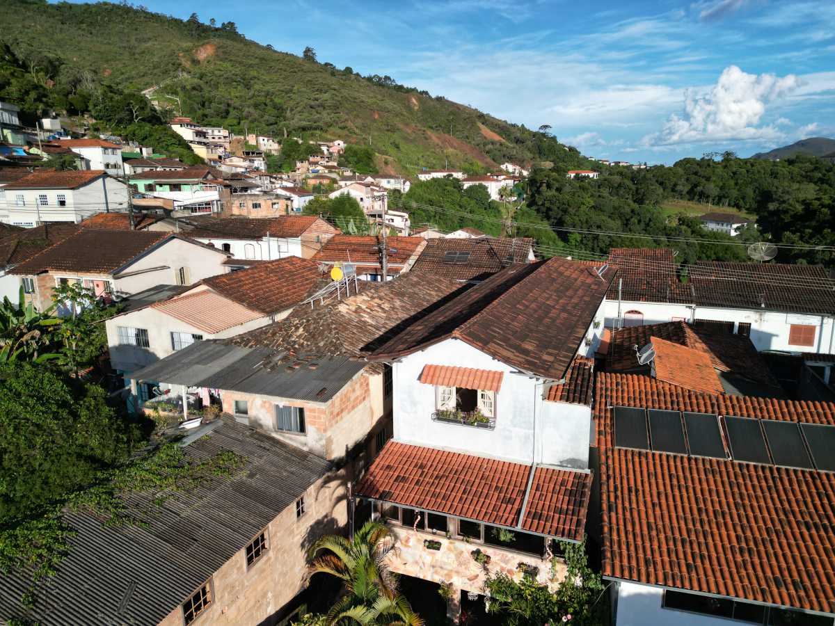Vendido - Otima casa a venda no centro de Ouro Preto - MBCA50001
