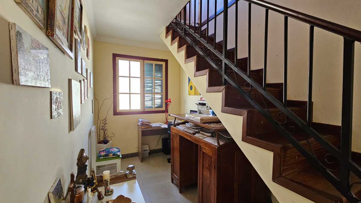 Vendido - Otima casa a venda no centro de Ouro Preto - MBCA50001