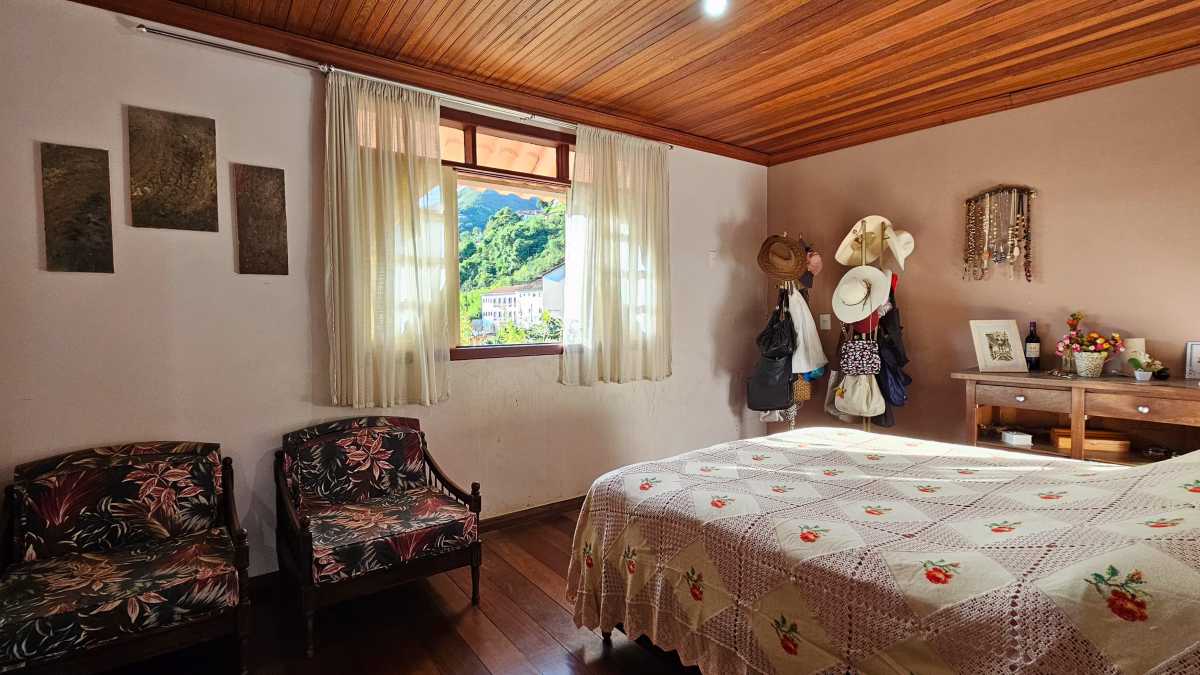 Vendido - Otima casa a venda no centro de Ouro Preto - MBCA50001