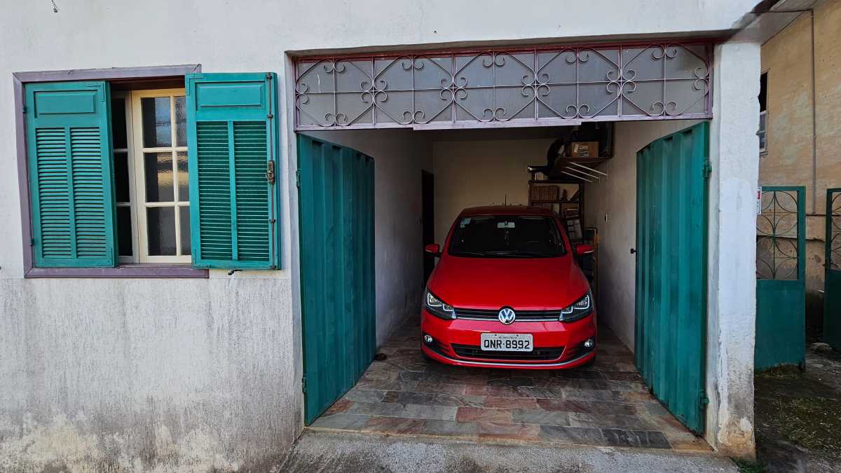 Vendido - Otima casa a venda no centro de Ouro Preto - MBCA50001