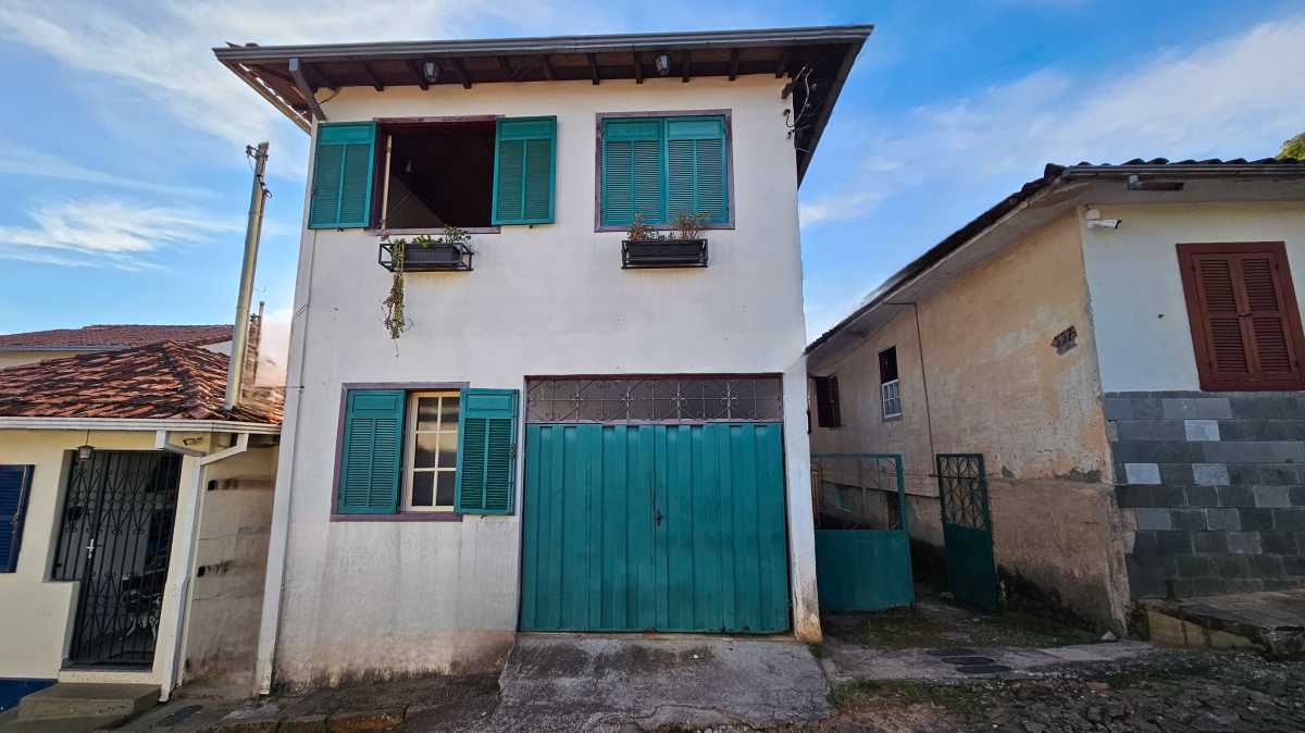 Vendido - Otima casa a venda no centro de Ouro Preto - MBCA50001
