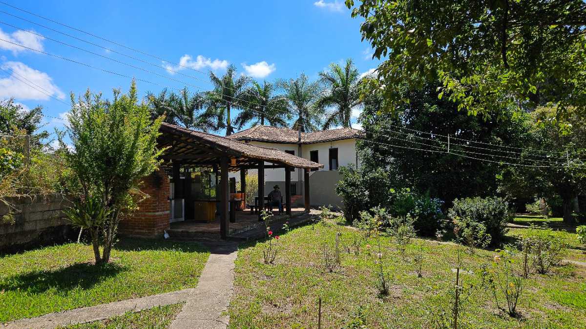 Vendido - LUXOSA FAZENDA A VENDA EM SANTO ANTÔNIO DO LEITE, OURO PRETO - MBFA60003