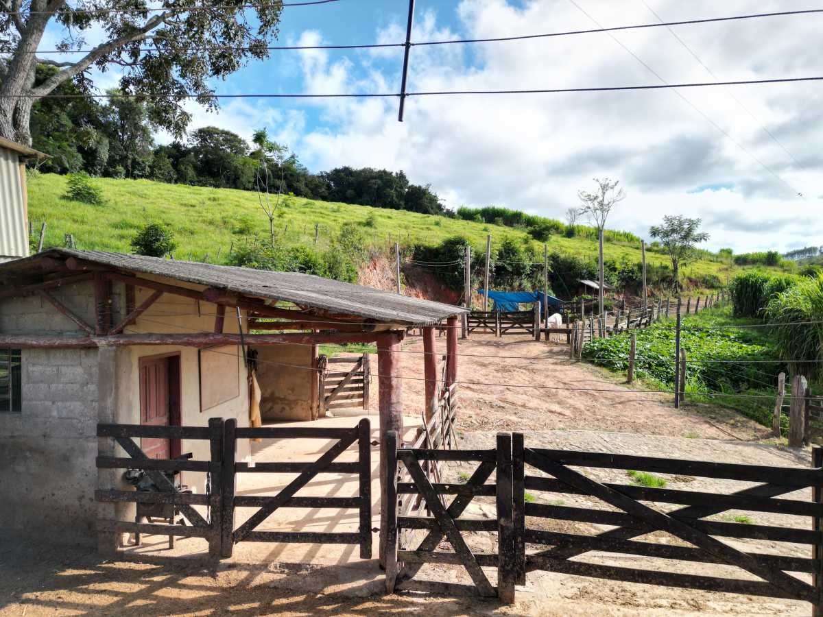 Vendido - LUXOSA FAZENDA A VENDA EM SANTO ANTÔNIO DO LEITE, OURO PRETO - MBFA60003