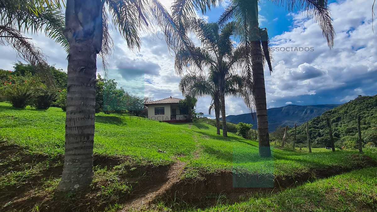 REDUÇÃO DE PREÇO !! - Refúgio na natureza: Fazenda com tudo o que você precisa para uma vida tranquila e confortável - MBFA40002