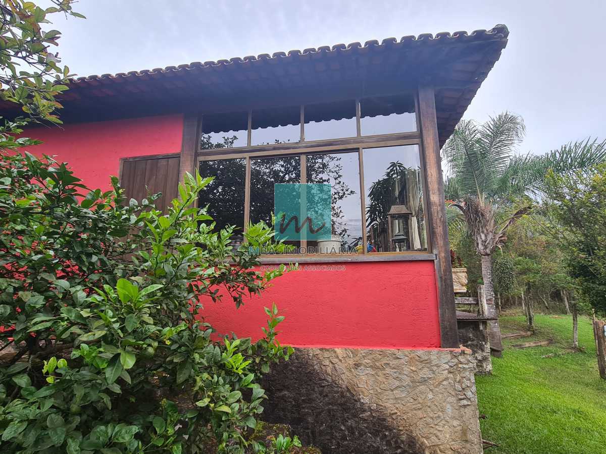 ESCRITURA E REGISTRO - Sítio exuberante com diversas comodidades em meio à natureza! - MBSI70002