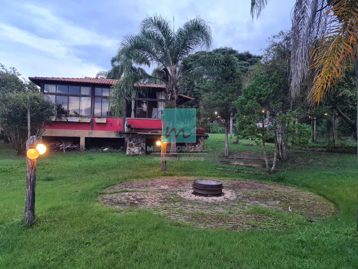ESCRITURA E REGISTRO - Sítio exuberante com diversas comodidades em meio à natureza! - MBSI70002