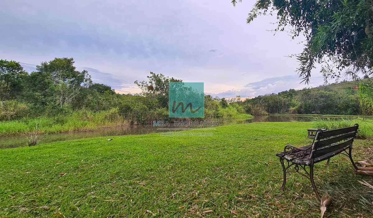 ESCRITURA E REGISTRO - Sítio exuberante com diversas comodidades em meio à natureza! - MBSI70002