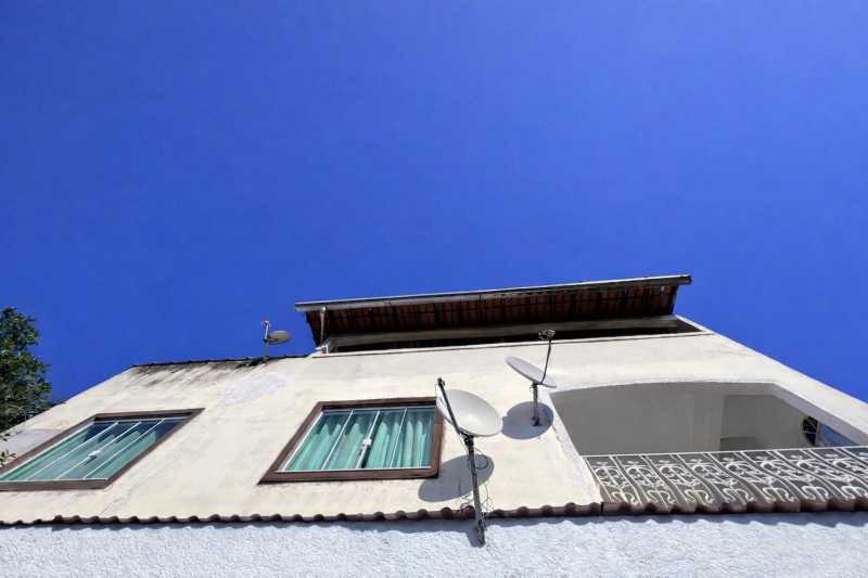 Conheça Fachada do sobradhttps://fotoo do imóvel - Casa sobrado à venda em Santa Bárbara com 2 quartos | Ótima localização - JNCA30001 - 25 Fachada do sobradhttps://fotoo - 25