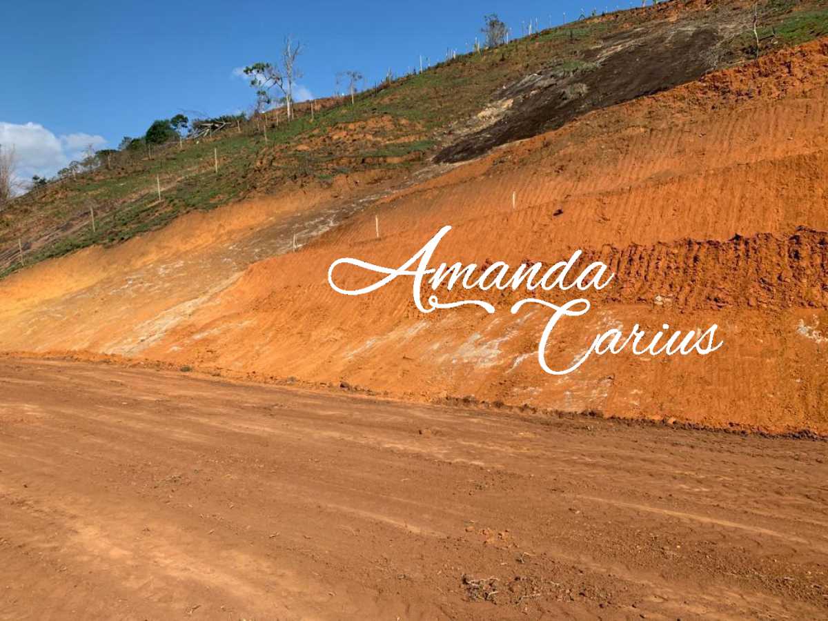 Terreno aclive em Paty do Alferes - ACTU00001