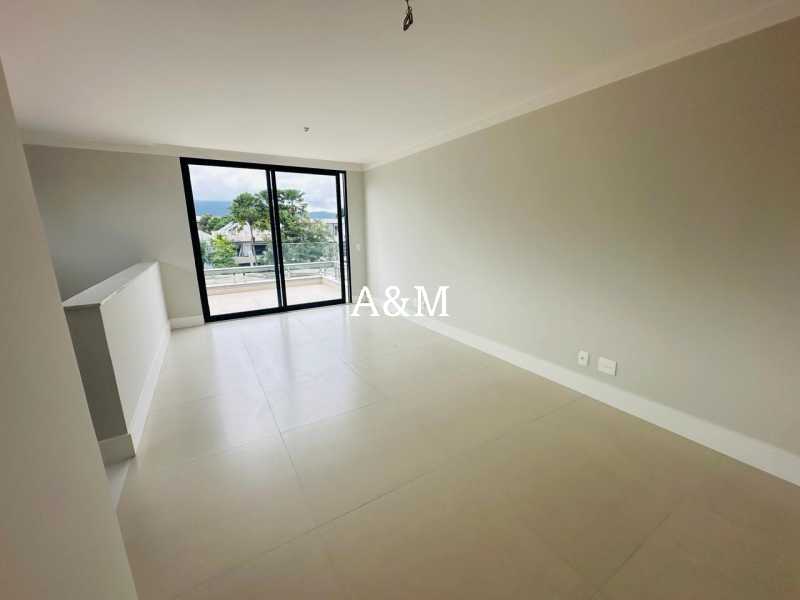 Conheça Imagem do WhatsApp de 2024-03- do imóvel - Casa em Condomínio à venda Avenida Cândido Portinari, Barra da Tijuca, Rio de Janeiro - R$ 3.750.000 - AMCN40020 - 26 Imagem do WhatsApp de 2024-03- - 26