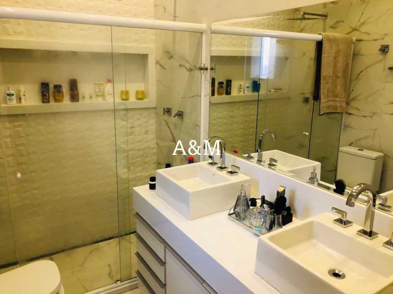Conheça Imagem do WhatsApp de 2024-03- do imóvel - Casa 3 quartos sendo 2 suítes / Barra da Tijuca - AMCN30001 - 26 Imagem do WhatsApp de 2024-03- - 26