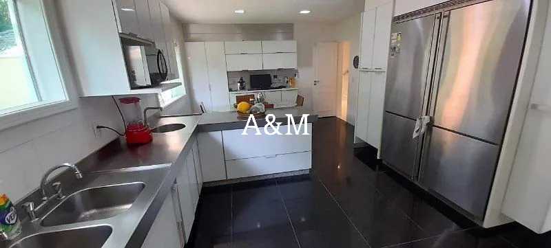 Conheça Imagem do WhatsApp de 2025-01- do imóvel - Casa em Condomínio à venda Avenida das Américas, Barra da Tijuca, Rio de Janeiro - R$ 6.000.000 - AMCN50014 - 11 Imagem do WhatsApp de 2025-01- - 11