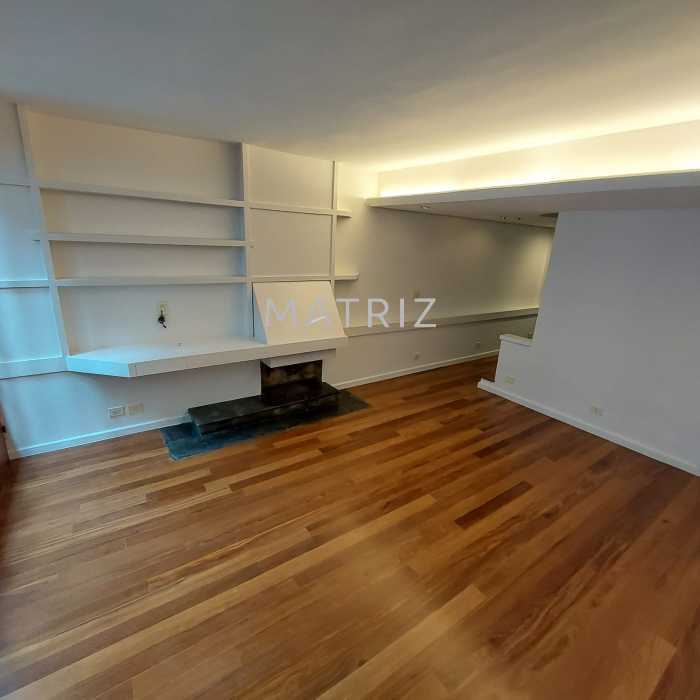 SALA - 3