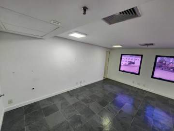 Sala Comercial 30m² para alugar Avenida Rouxinol, Indianópolis, São Paulo - R$ 1.800 - AR3MA
