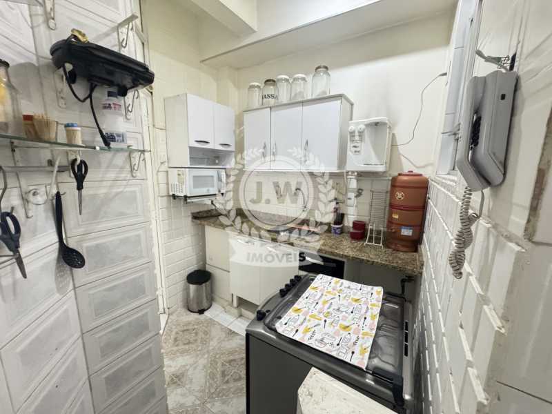 Conheça Cozinha do imóvel - Cobertura à venda Avenida Nossa Senhora de Copacabana, Copacabana, Rio de Janeiro - R$ 1.185.000 - JWCO30009 - 20 Cozinha - 20