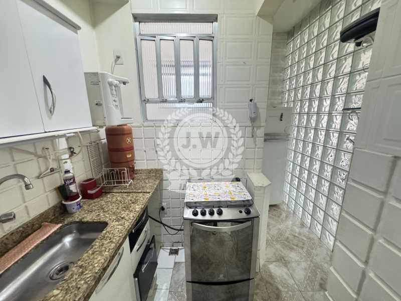 Conheça Cozinha do imóvel - Cobertura à venda Avenida Nossa Senhora de Copacabana, Copacabana, Rio de Janeiro - R$ 1.185.000 - JWCO30009 - 21 Cozinha - 21