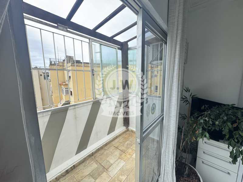 Conheça Varanda do Quarto 1 do imóvel - Cobertura à venda Avenida Nossa Senhora de Copacabana, Copacabana, Rio de Janeiro - R$ 1.185.000 - JWCO30009 - 13 Varanda do Quarto 1 - 13