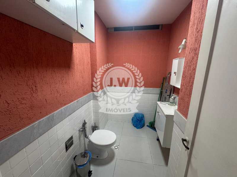 Conheça Banheiro do imóvel - Kitnet/Conjugado 27m² à venda Rua Evaristo da Veiga, Centro, Rio de Janeiro - R$ 190.000 - JWKI00007 - 11 Banheiro - 11