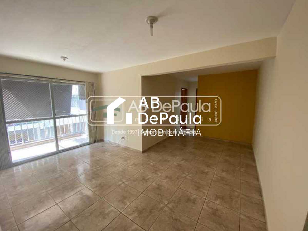 JARDIM SULACAP - CONDOMÍNIO KANELA - ANDAR BAIXO, UM LANCE DE ESCADA APENAS
