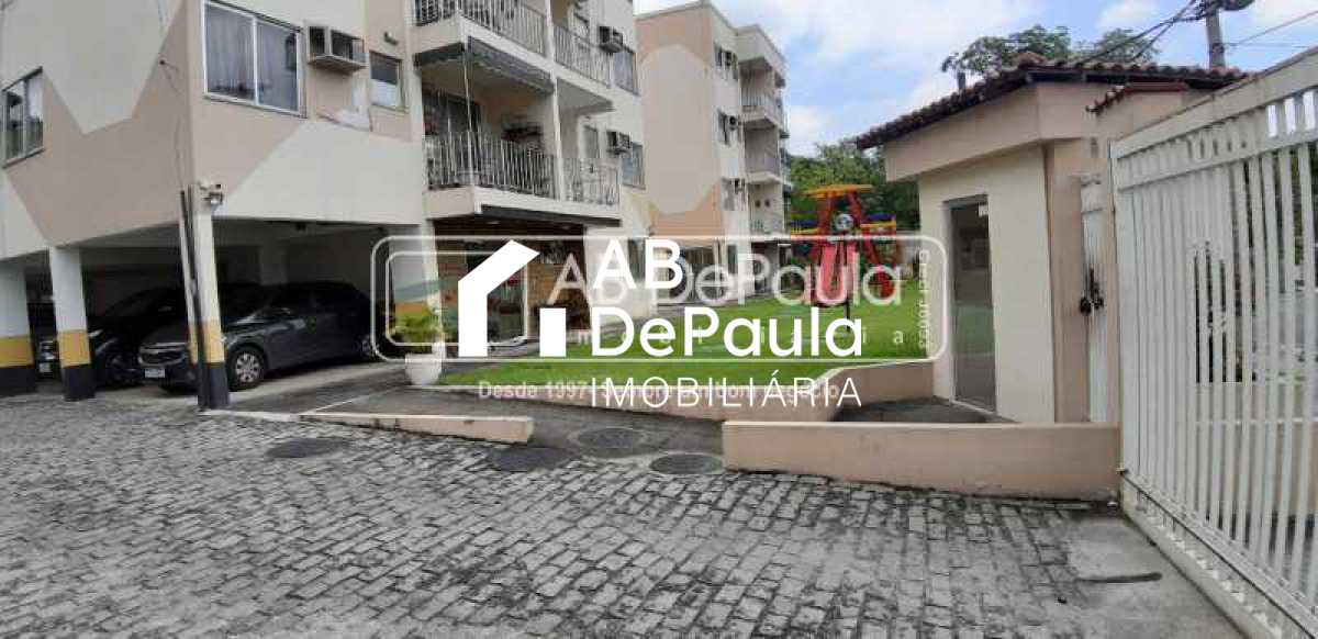 JARDIM SULACAP - CONDOMÍNIO KANELA - ANDAR BAIXO, UM LANCE DE ESCADA APENAS