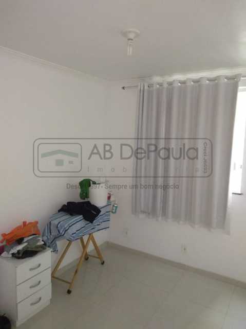 VENDE EM CAMPO GRANDE - ESTRADA DO MAGARÇA - APARTAMENTO COM 02 QUARTOS

